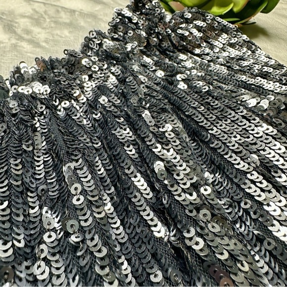 Free People Emilia Sequin Off Shoulder Romper in  Gunmetal Silver NWT Small - Picture 7 of 16